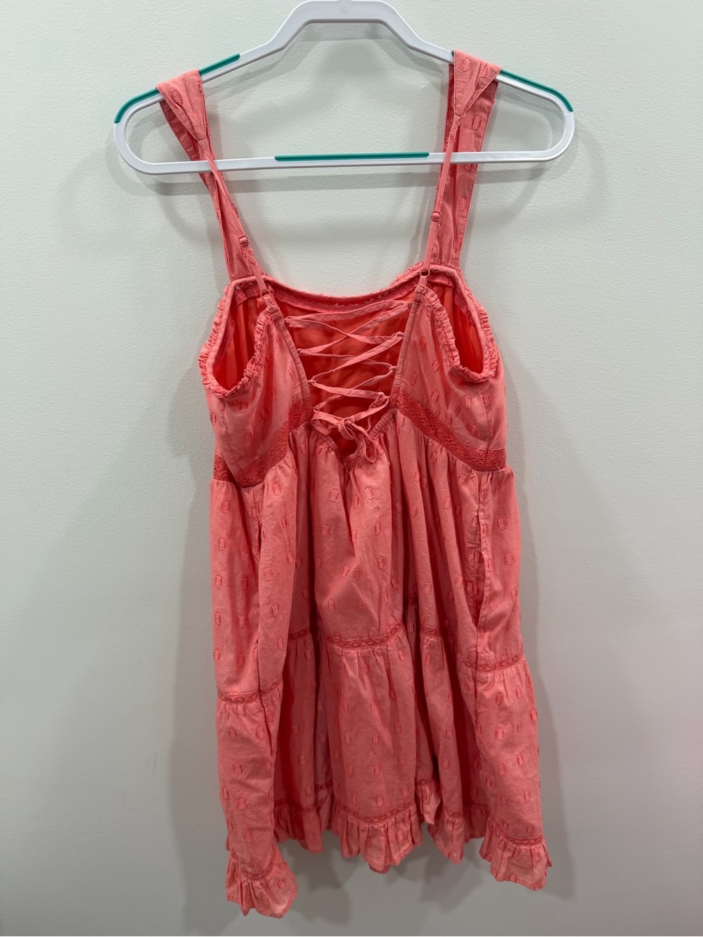 American Eagle Coral Eyelet Tiered Summer Dress Size Medium - Picture 3 of 6